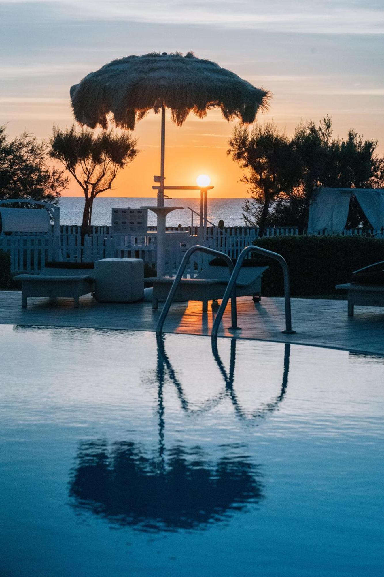Pietrablu Resort & Spa - Cdshotels Polignano a Mare Extérieur photo